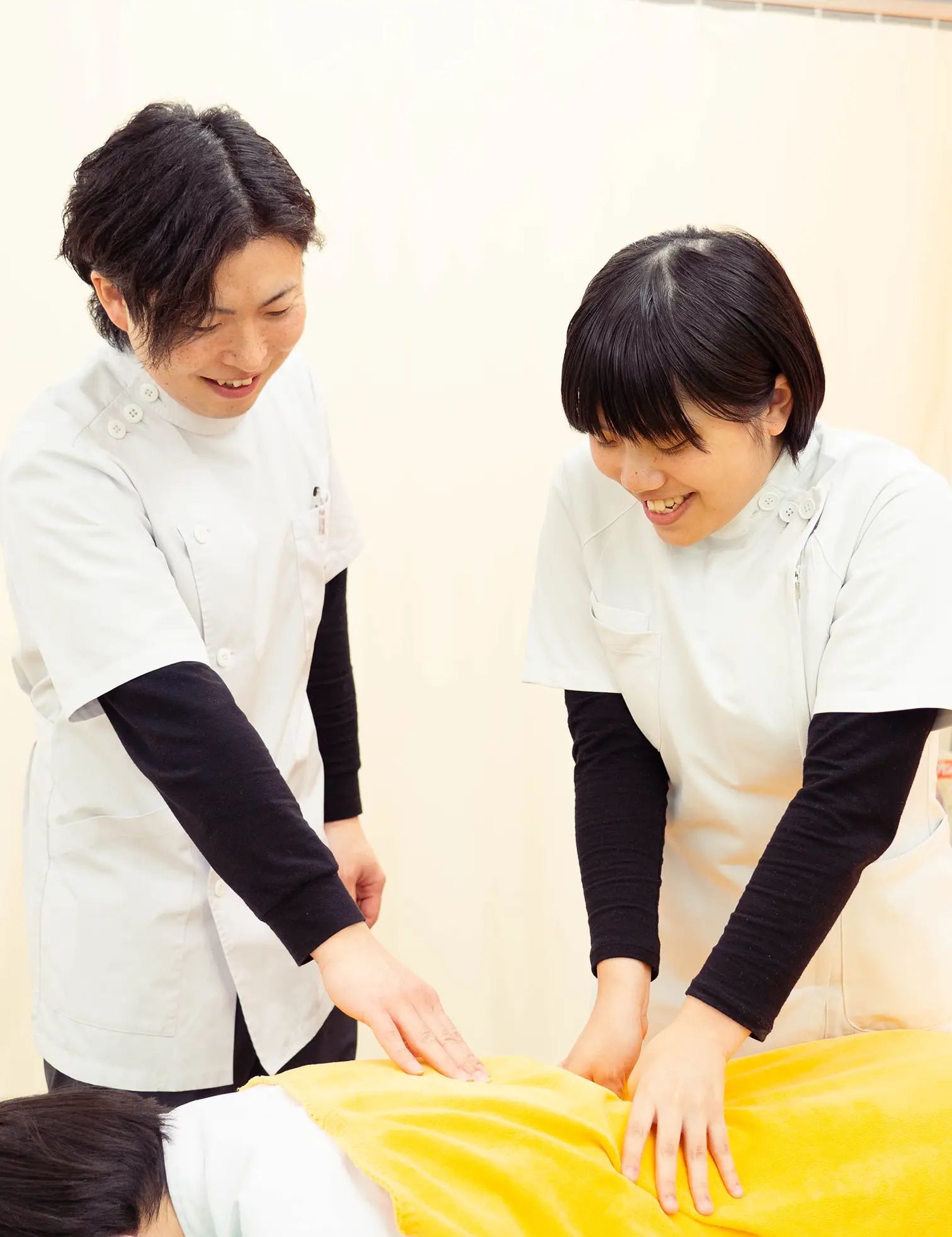 技術は当たり前、接遇や人間力も磨かれる独自の教育制度